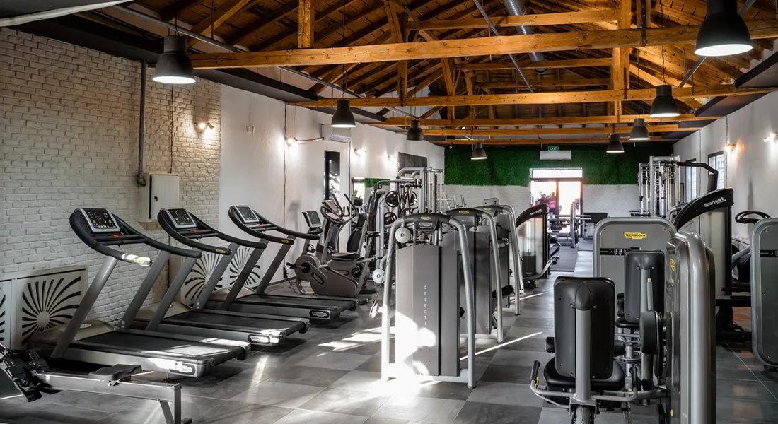 Fly fitnes and spa